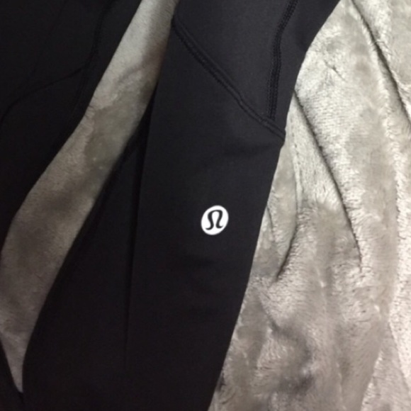 Lululemon Speed Tight IV leggings size 6 - Picture 4 of 4